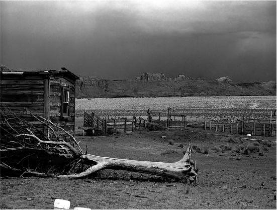 Navajo Land �Tom Baker
